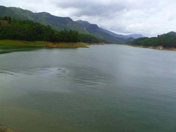 పాన్గోంగ్ లేక్ 