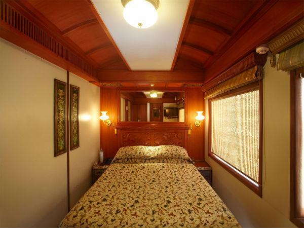  ఇది రైలా ? రాజ భోగాల మహాలా ? 