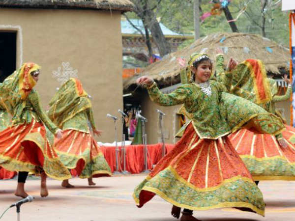 నృత్యాలు