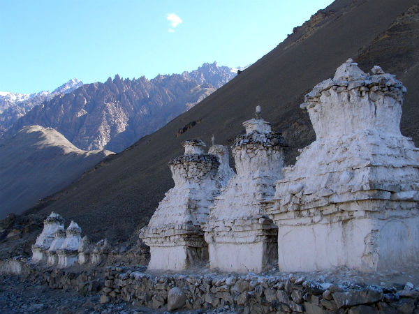 హాయి అంతా ఇక్కడే !!