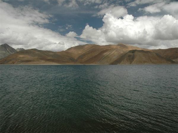  త్రీ ఇడియట్స్ ....ఒక్కసారి చూస్తె !