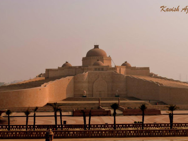 కధక్ డాన్స్ ల పుట్టినిల్లు!