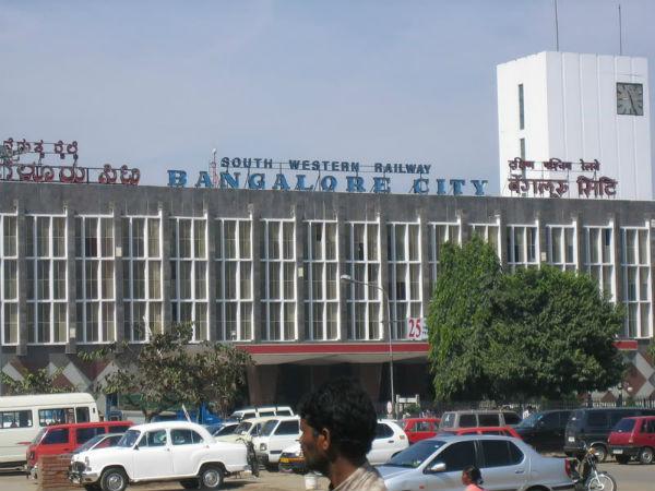 రాకెట్ స్పీడ్ టూరిజం ...కే.కే. ఎక్స్ప్రెస్స్ ప్రయాణం !