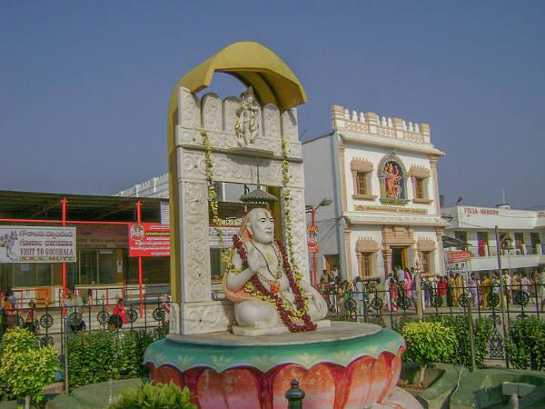 రాకెట్ స్పీడ్ టూరిజం ...కే.కే. ఎక్స్ప్రెస్స్ ప్రయాణం !