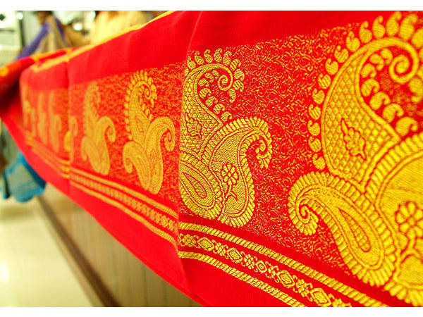 మైసూరు సిల్క్ మరియు శాండల్ వుడ్ 