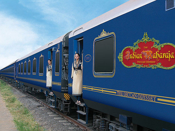  పగలు ప్రయాణం - రాత్రి విశ్రాంతి!