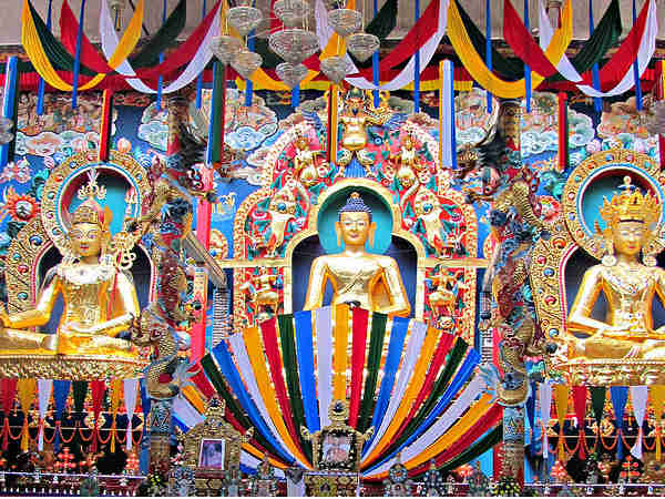 ప్రశాంత సెలవులు - అందమైన పరిసరాలు!