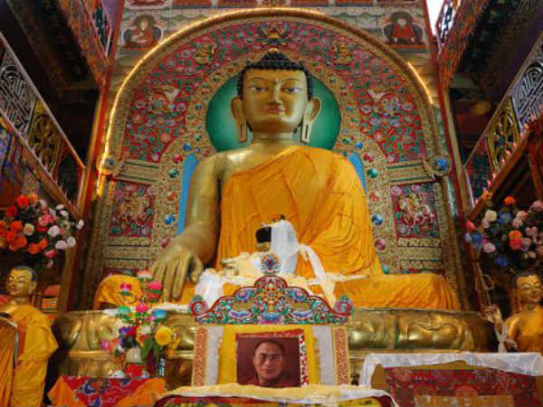 బుద్ధుడి విగ్రహం 