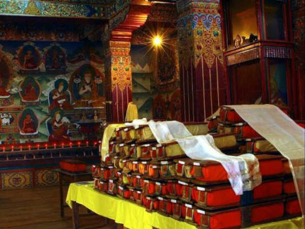 పవిత్ర బౌద్ధ మత గ్రంధాలు 