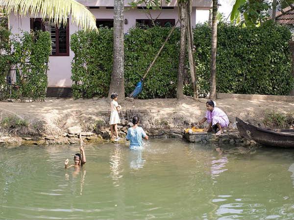  కుమరకోమ్ : 