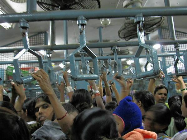 ముంబై జీవనం 