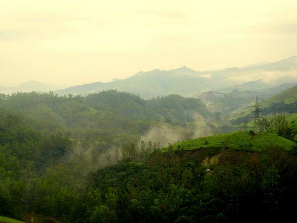 కుద్రేముఖ్...పచ్చటి ప్రదేశాల కను విందు !