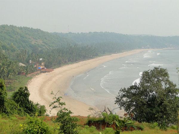 వేల్నేశ్వర్ బీచ్ 