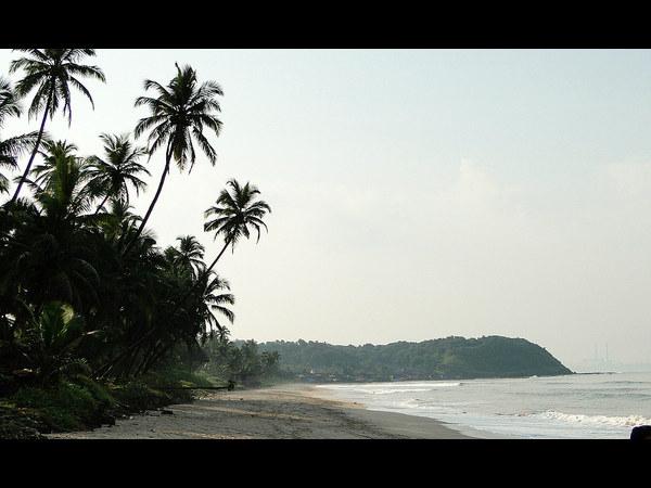 వేల్నేశ్వర్ బీచ్ 