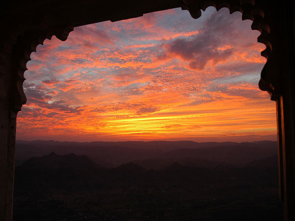 మాన్సూన్ పాలస్ 