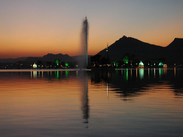 ఫతే సాగర్ సరస్సు 