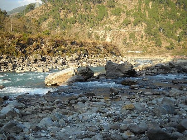 ఔలి కృత్రిమ సరస్సు