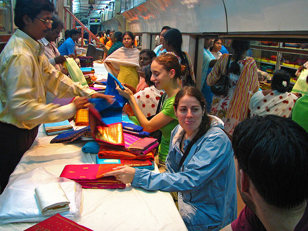 ఫుడ్ మరియు షాపింగ్ 