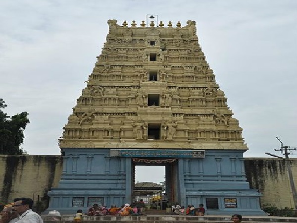 కాళేశ్వరం దేవాలయం