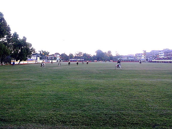 పోలో గ్రౌండ్