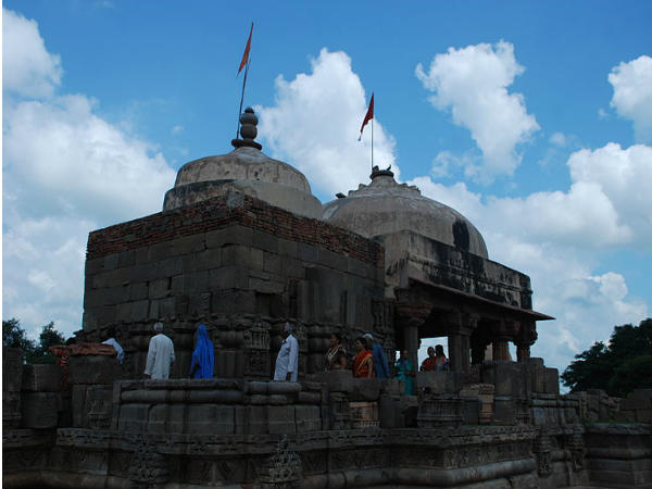 హర్షత్ మాత దేవాలయం 