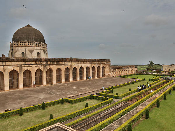 సోలా కుంభ్‌ మసీదు