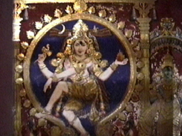 కుట్రాలం..ఎప్పుడూ నీరు ప్రవహించే భూమి!!