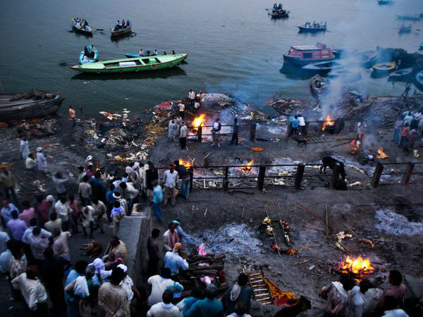 మణికర్ణిక ఘాట్