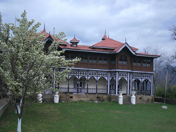 రాజా బుశైర్ ప్యాలెస్