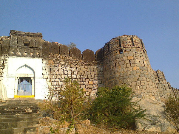 చంద్రఘడ్ కోట