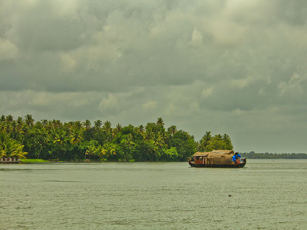 కుమరకొం