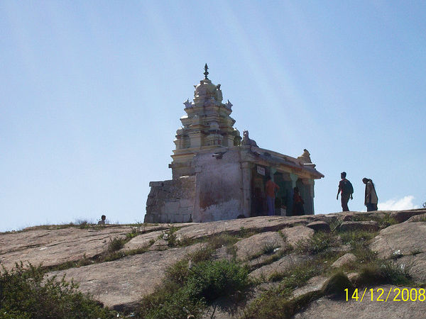 హొన్నాదేవి దేవాలయం