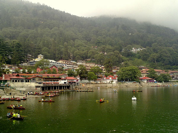 నైనితాల్ సరస్సు, నైనిటాల్