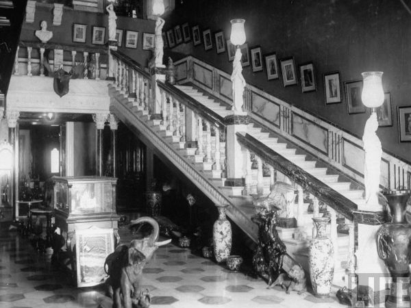 లోపలి భాగం