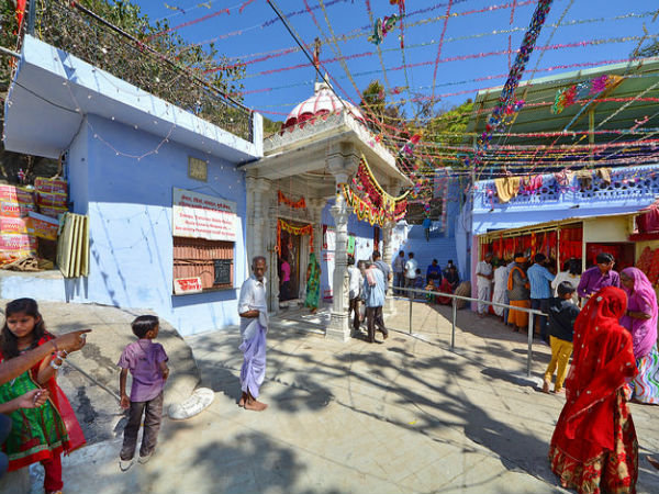 అధర్ దేవి ఆలయం