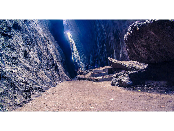 యానా ప్రదేశ అందాలు 