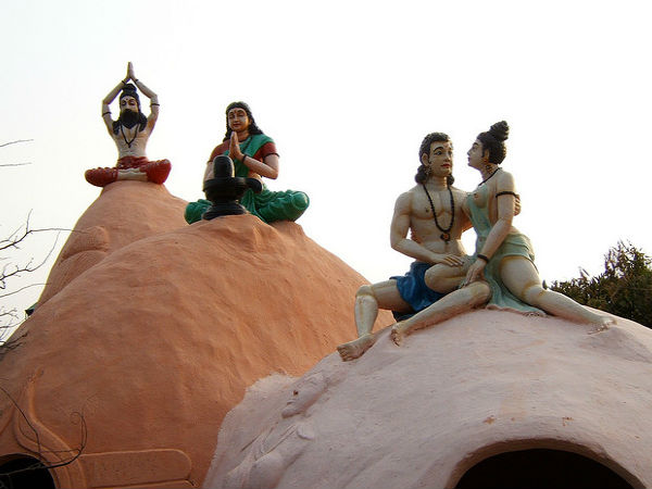 కోటప్పకొండ ఆలయ పరిసరాలు 