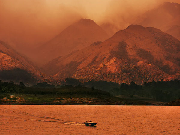 మరిన్ని ఫొటోలతో ...