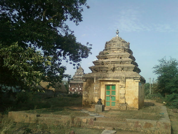 ఆలయ దృశ్యాలు మరిన్ని ఫొటోలతో...