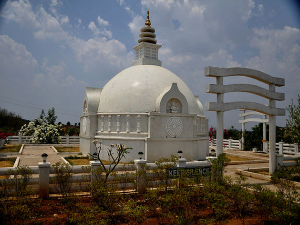 బుద్ధుని స్థూపం , గుల్బర్గా