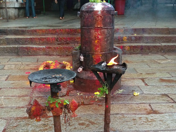 కాలినడక మార్గంలో సుందర దృశ్యాలు 