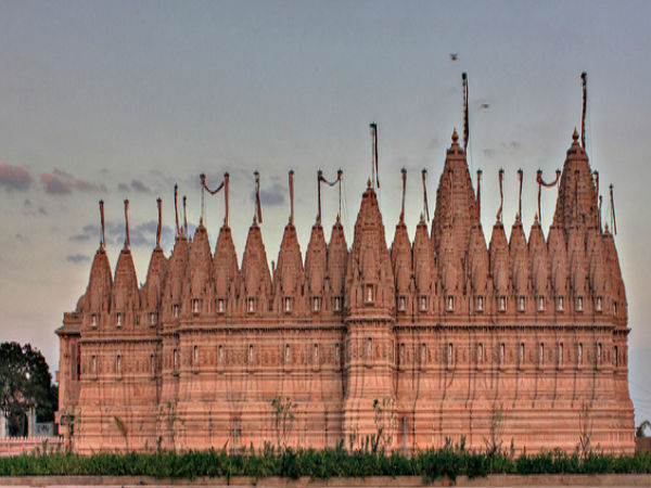 భాద్రేశ్వర్, మాండ్వీ