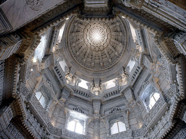 అక్షరధామ్ ప్రధాన దేవాలయం