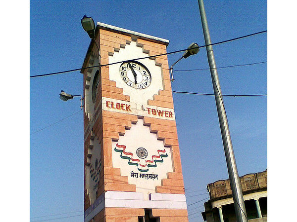 క్లాక్ టవర్, అల్వార్ 