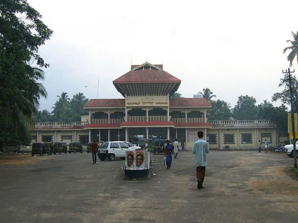 గురువాయూర్ ఎలా చేరుకోవాలి ??