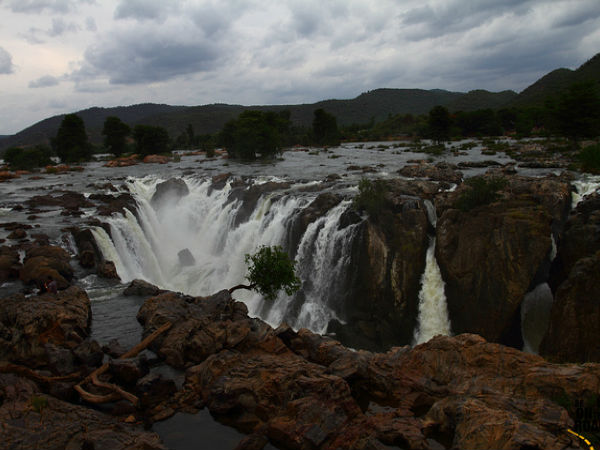 హొగనెక్కల్ జలపాతం, ధర్మపురి హొగనెక్కల్ జలపాతం, ధర్మపురి