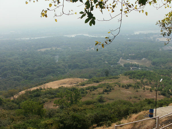 పర్నేరా కొండలు, వల్సాడ్