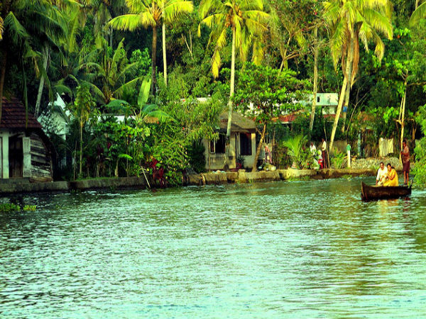 కుమారకోం