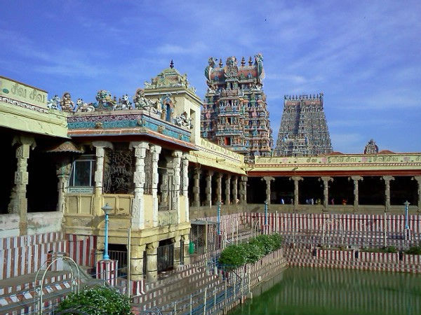 మీనాక్షి ఆలయం