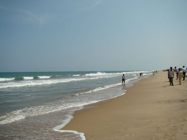 పూంపుహార్ బీచ్